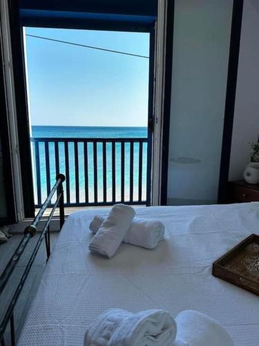 Paralia Agias Fotinis House | Μεζονέτα - Παραλία Αγία Φωτεινή
