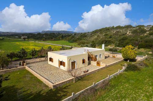 Plimmiri House | 112 m² House ∙ 3 bedrooms ∙ 7 guests