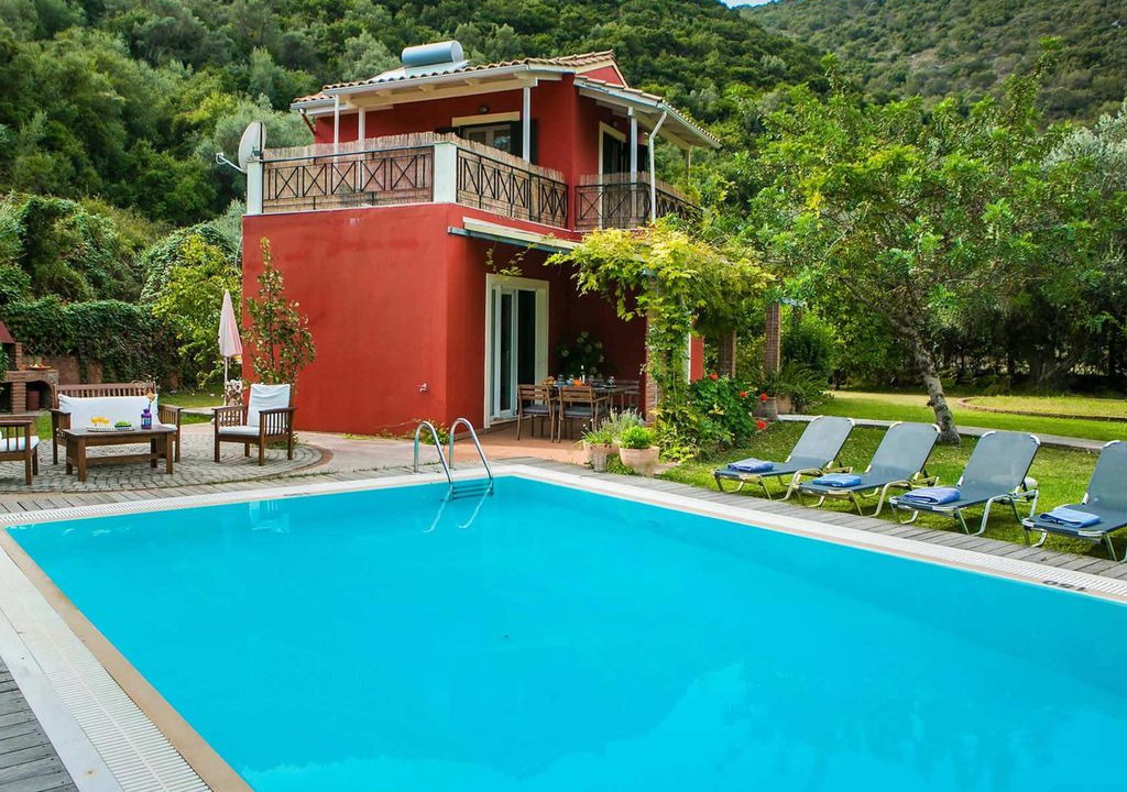 Mikros Gialos Villa | 2 bedroom Villa, sleeps 4 in Mikros Gialos with Pool, Air Con and WiFi