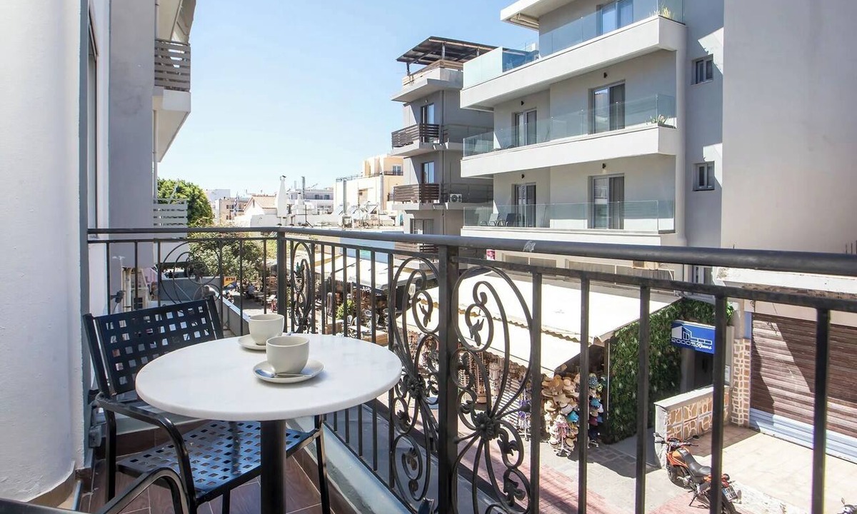 Rhodes Apartment | 2BR Apartment with 2 Bathrooms in Rhodes Center