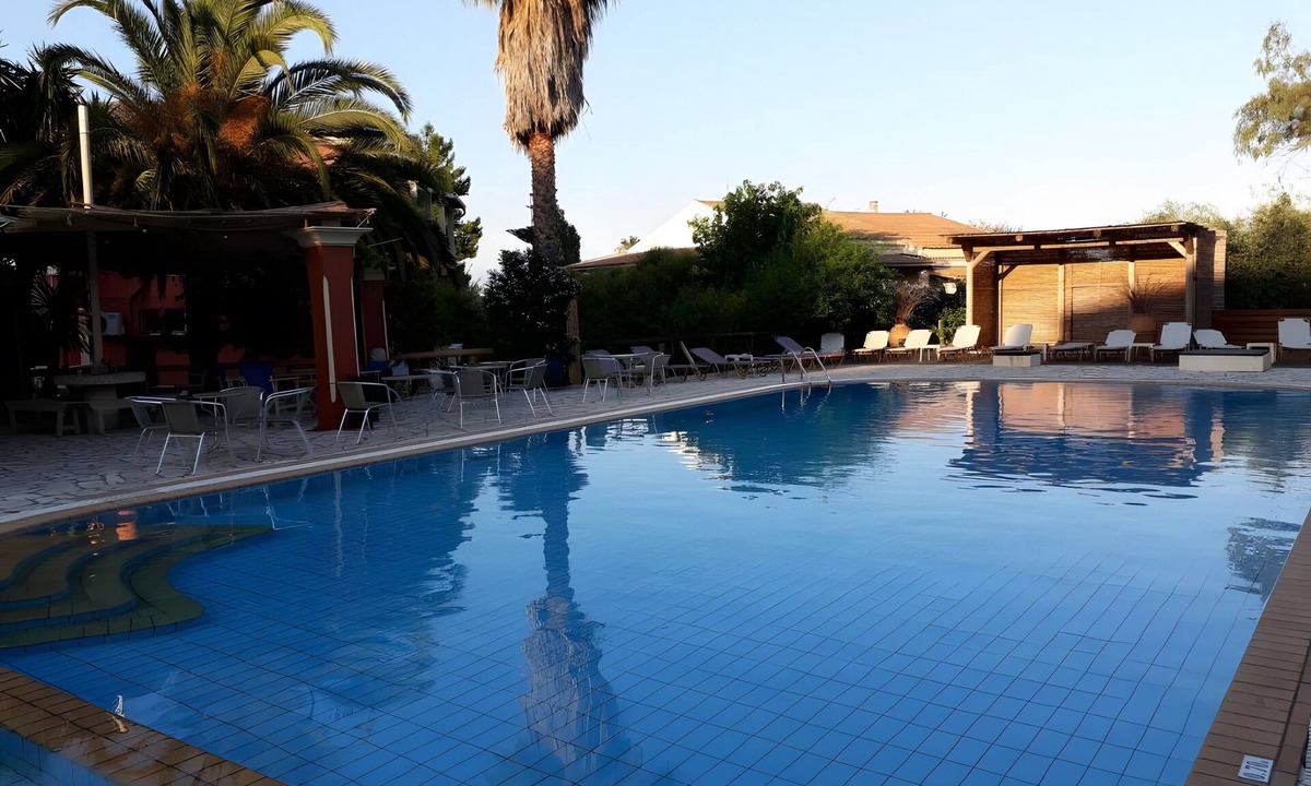 Gouvia House | 2BR Gouvia Apartment with Pool Access – Apt 6