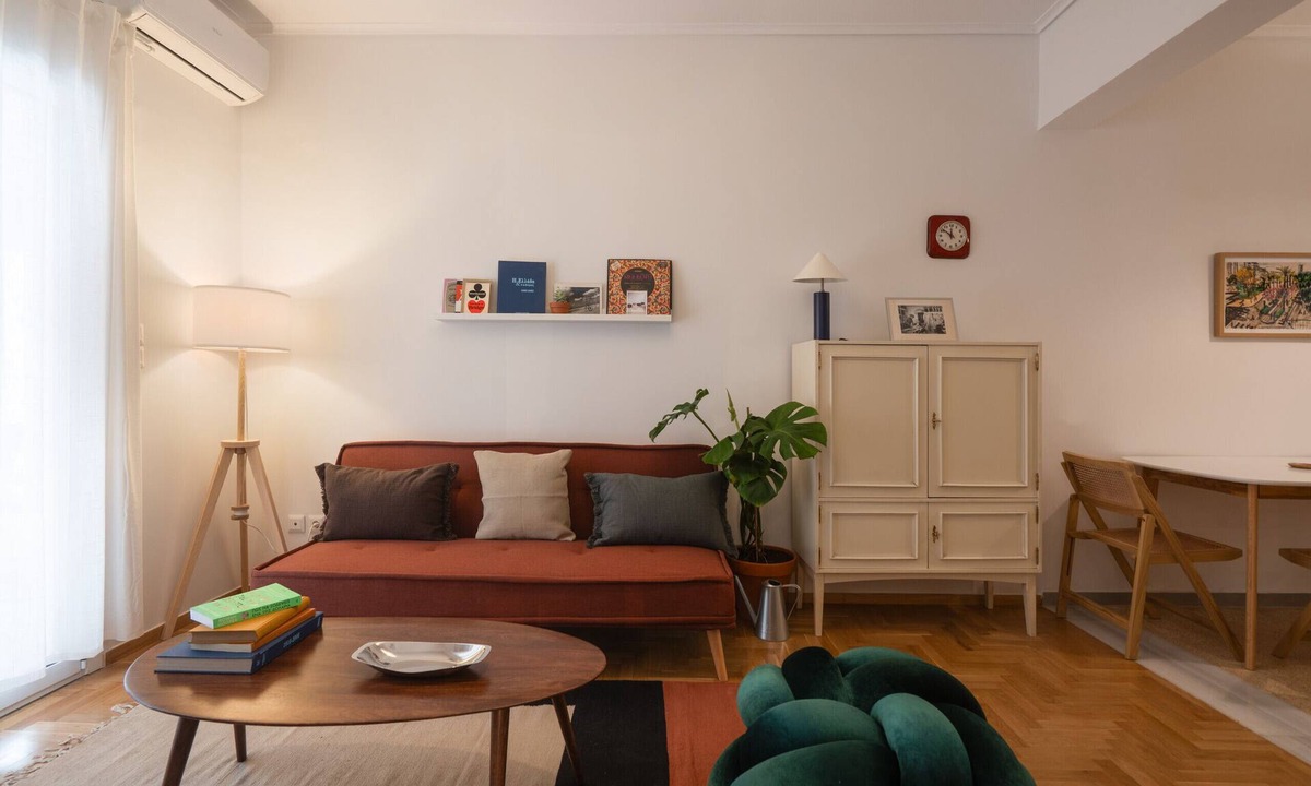 Exarhia Apartment | 2BR "The House of Knots" In Athens Core