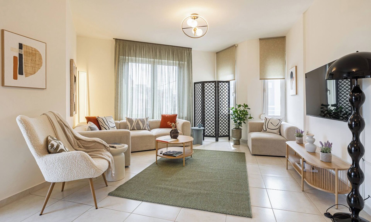Heraklion Apartment | 3 Bedroom Spacious Modern Apartment with Patio