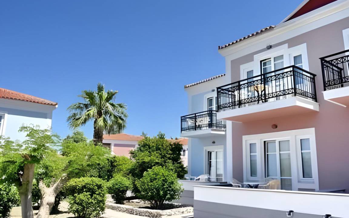 Mithimna Apartment | 52 m² Serviced apartment ∙ 127 guests