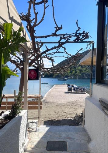 Tolo Apartment | A&K Seafront Apartment 10m to Beach-Private Access,Tolo
