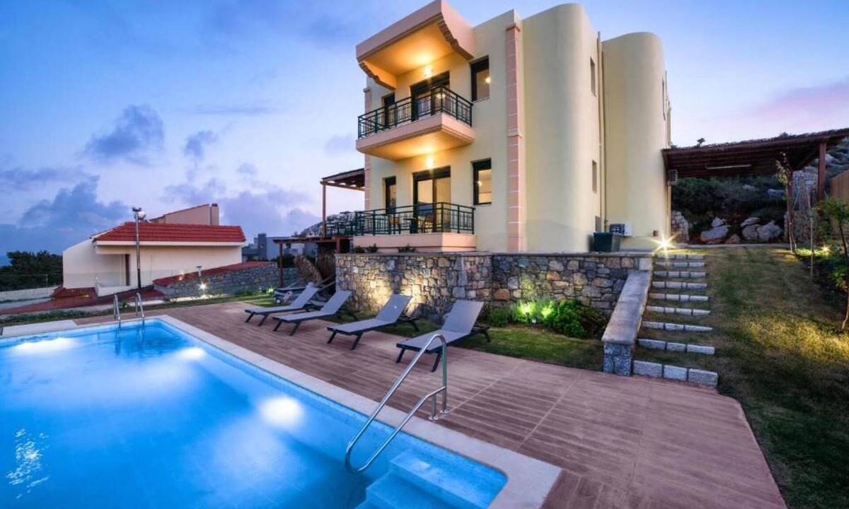 Kallithea Villa | A spacious villa w/private pool - 10 ride min from the beach, center & old town!