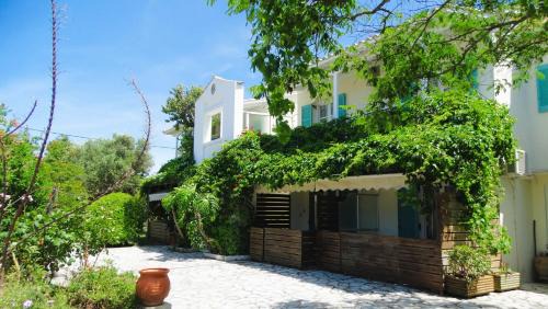 Agios Ioannis Apartment | Agrambeli Rooms & Apartments