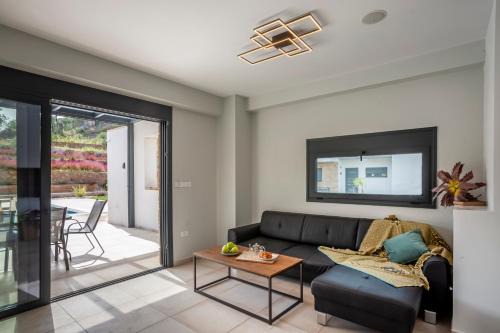 Pefkochori Apartment | Alfie Luxury villa with private pool