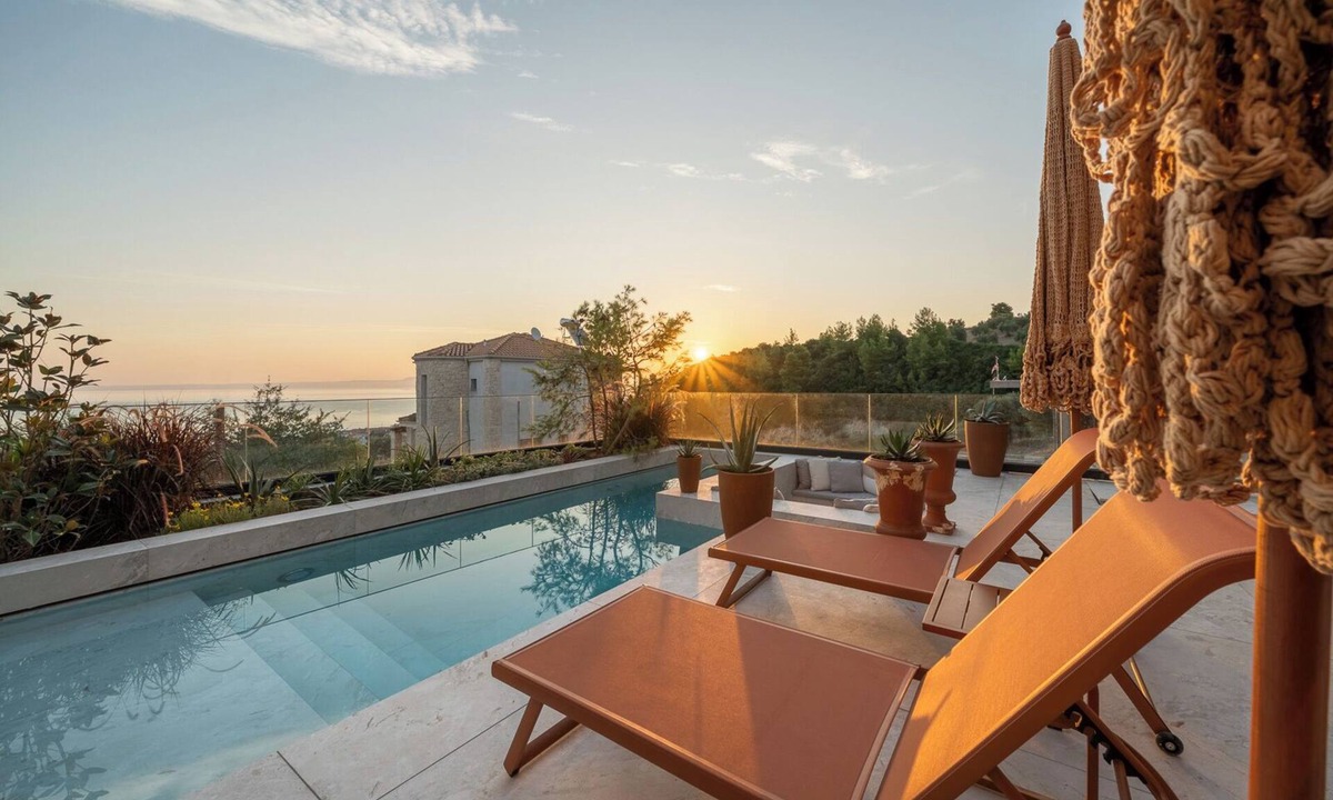 Polichrono Villa | Alicanto luxury villa K2 Polychrono