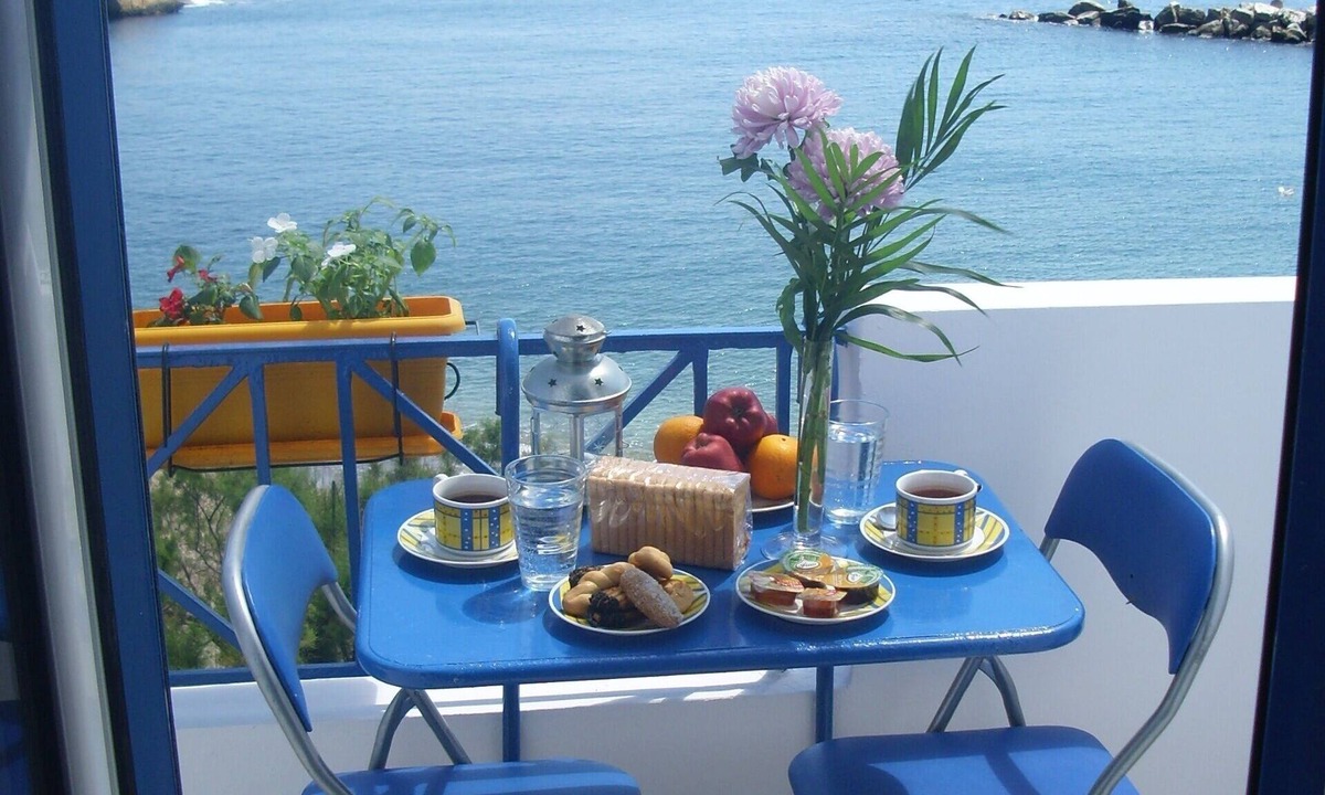 Therma Apartment | Alkistis Cozy by The Beach Apartment in Ikaria Island inTherma Bay - 2nd Floor
