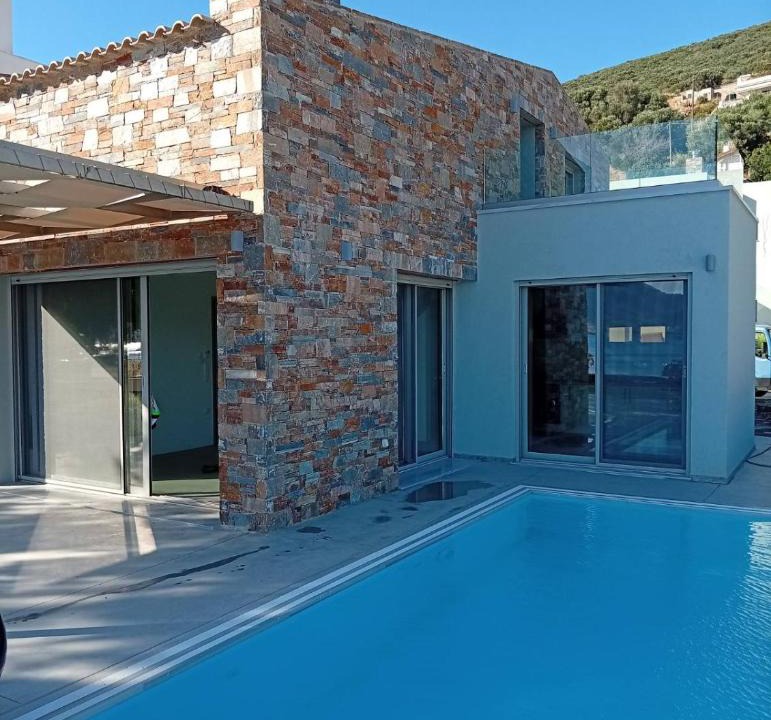 Kymi-Aliveri House | Almira Seaside Suites