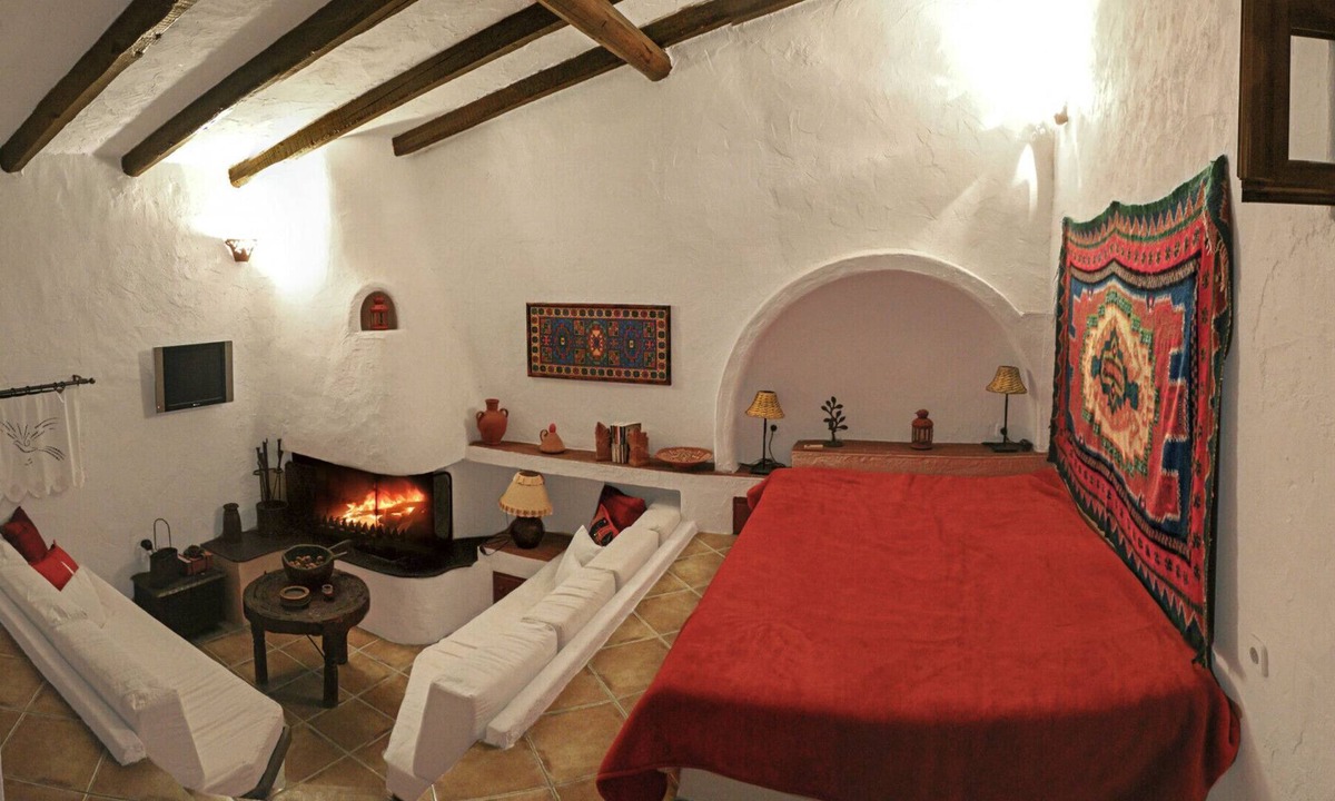 Egira House | Ampelos Estate - The Studio