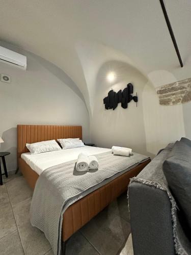 Katarraktis Apartment | Arch Residence, studio 2, Emporios