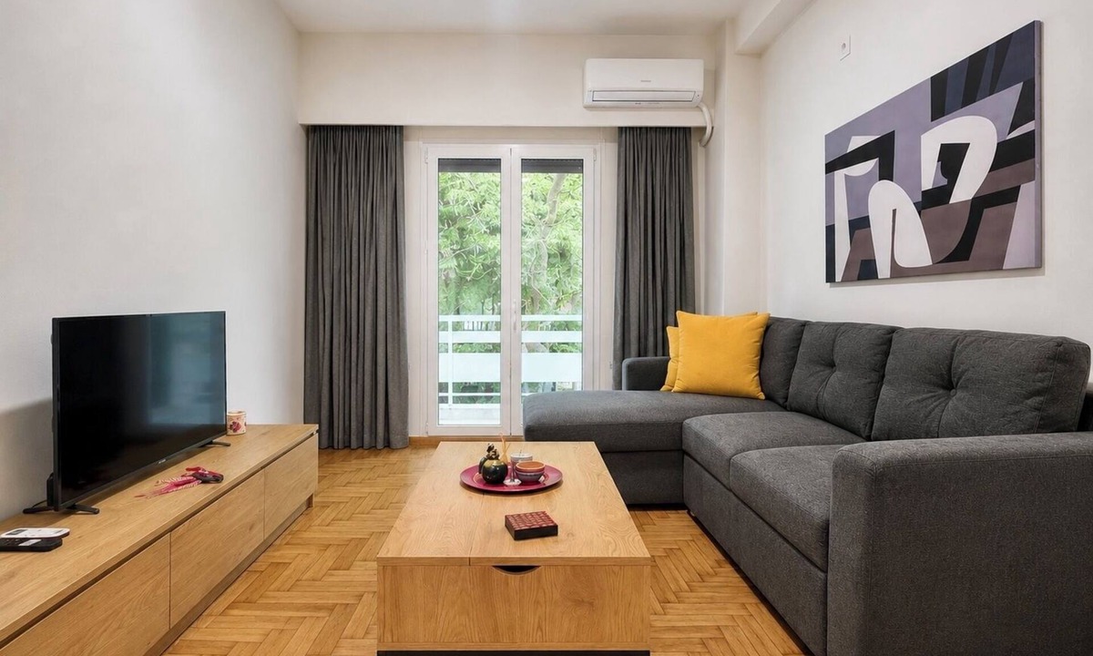 Mousio Apartment | Athens City Escape - 2 BDRM Apartment