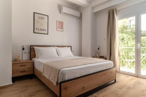 Platia Viktorias Apartment | Athens Urban Vibes 5 Cozy Balcony Renovated