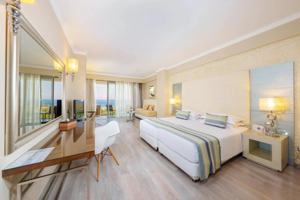 Ixia Hotel | ATRIUM PLATINUM
