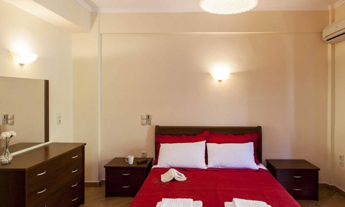 Vassiliki Apartment | Azalea Villas