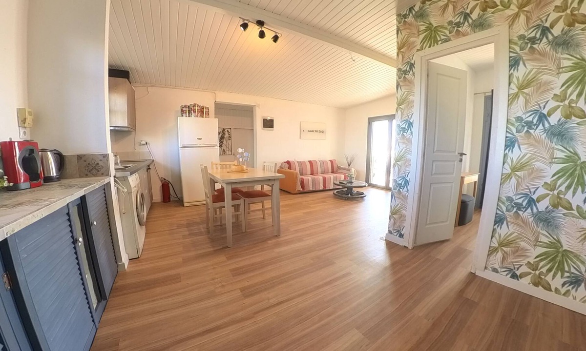 Lakopetra Cottage | Beachfront/2br/garden/bbq/seaview/quietretreat