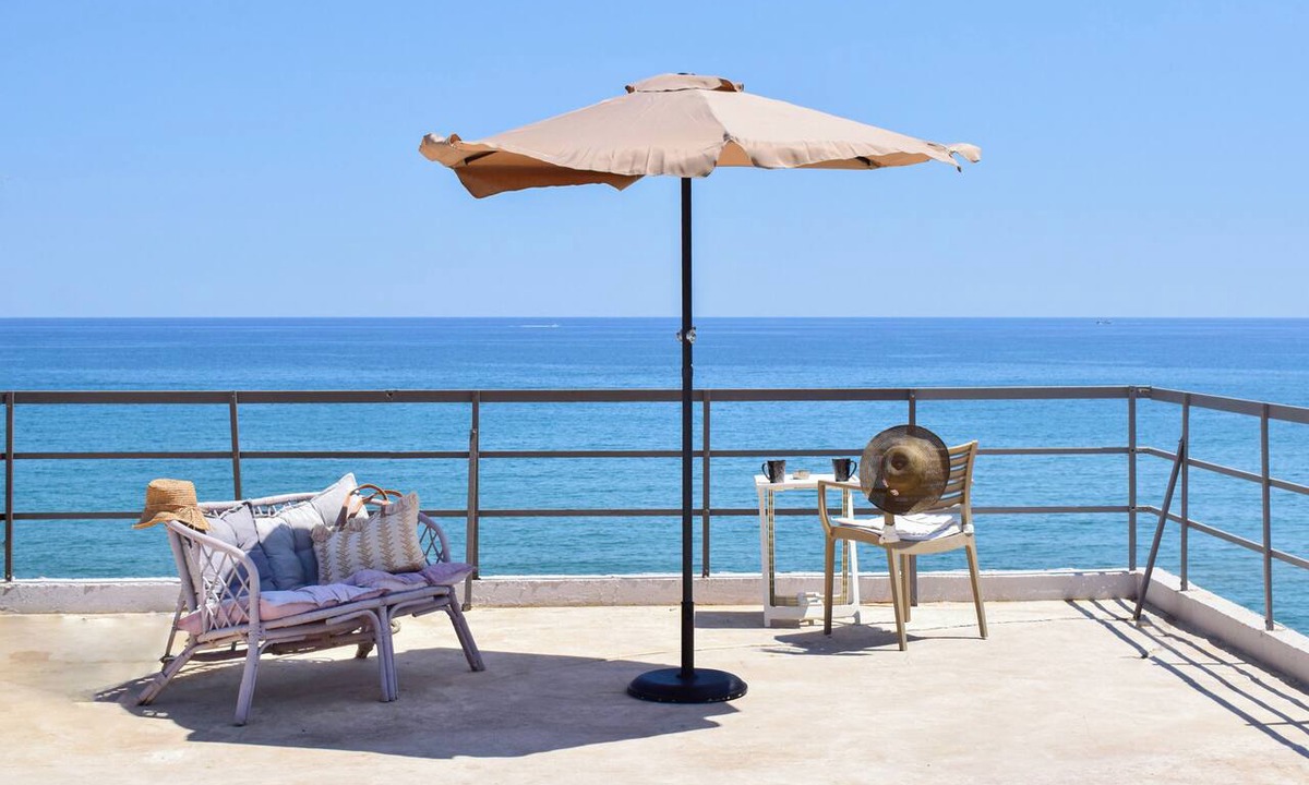 Agia Marina Apartment | Beachfront Room with huge terrace in Agia Marina