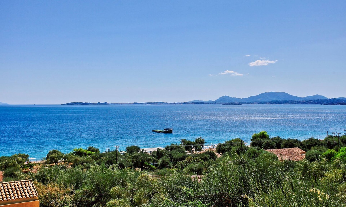 Barbati Apartment | Casa Do Tina: Maisonette type apartment in Barbati, ideal for four, air-conditioning, stunning views