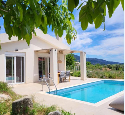 Skala Potamias Villa | Casa O' - Moderne Villa mit großer Terrasse und privatem Swimmingpool