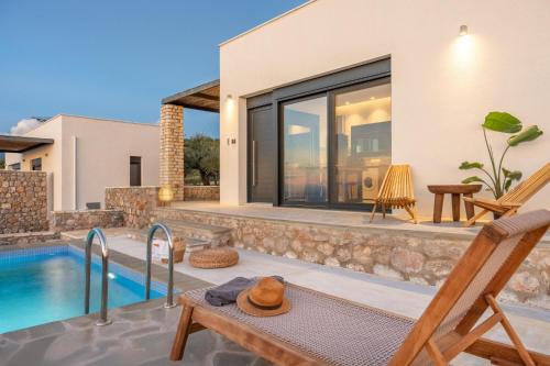 West Mani Villa | Casatino Villas