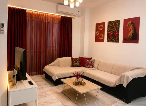Xanthi Apartment | Cherry Blossom Apartment