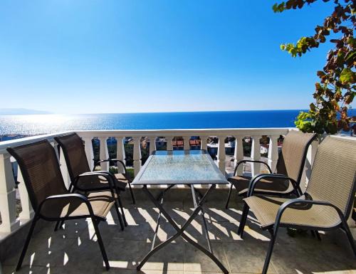 Kanali Apartment | Clear Sunset