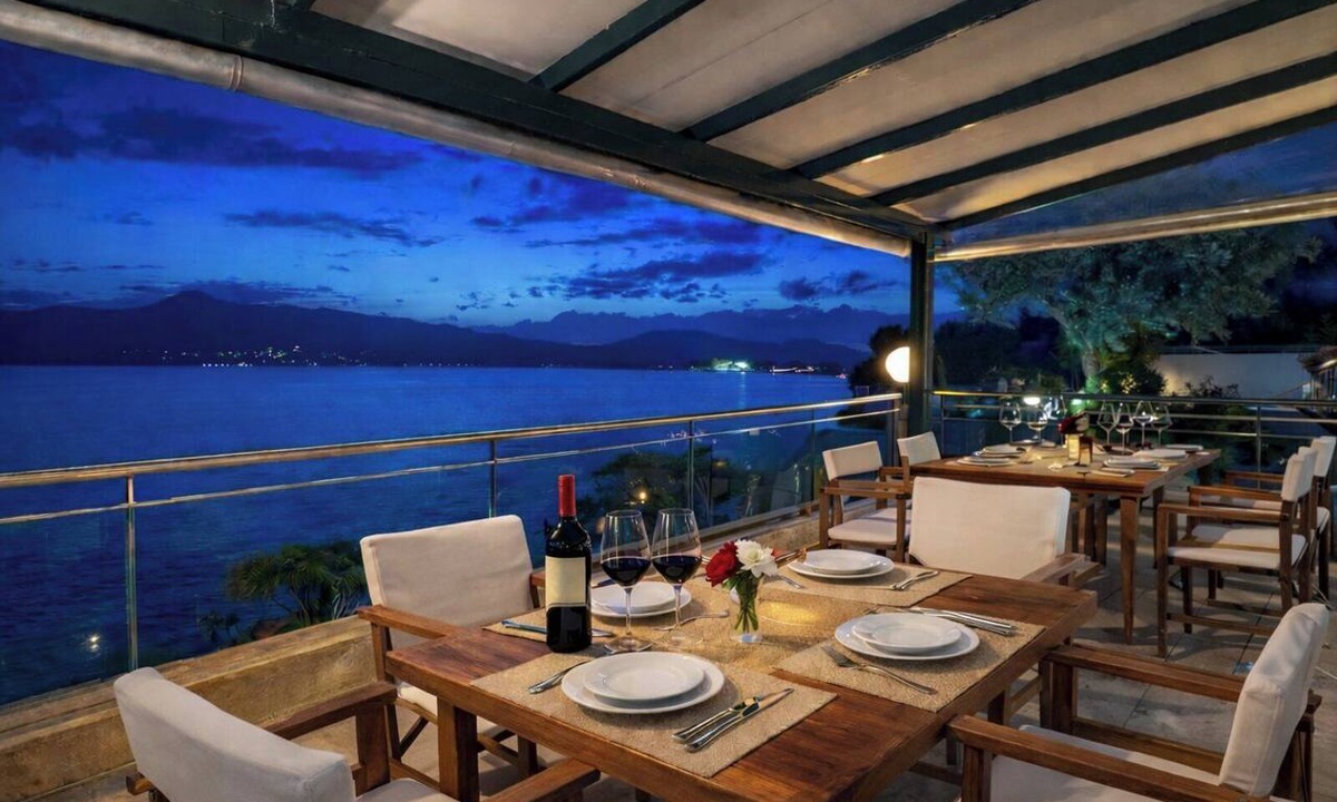 Paleros Hotel | Cliff Bay Hotel by GHH