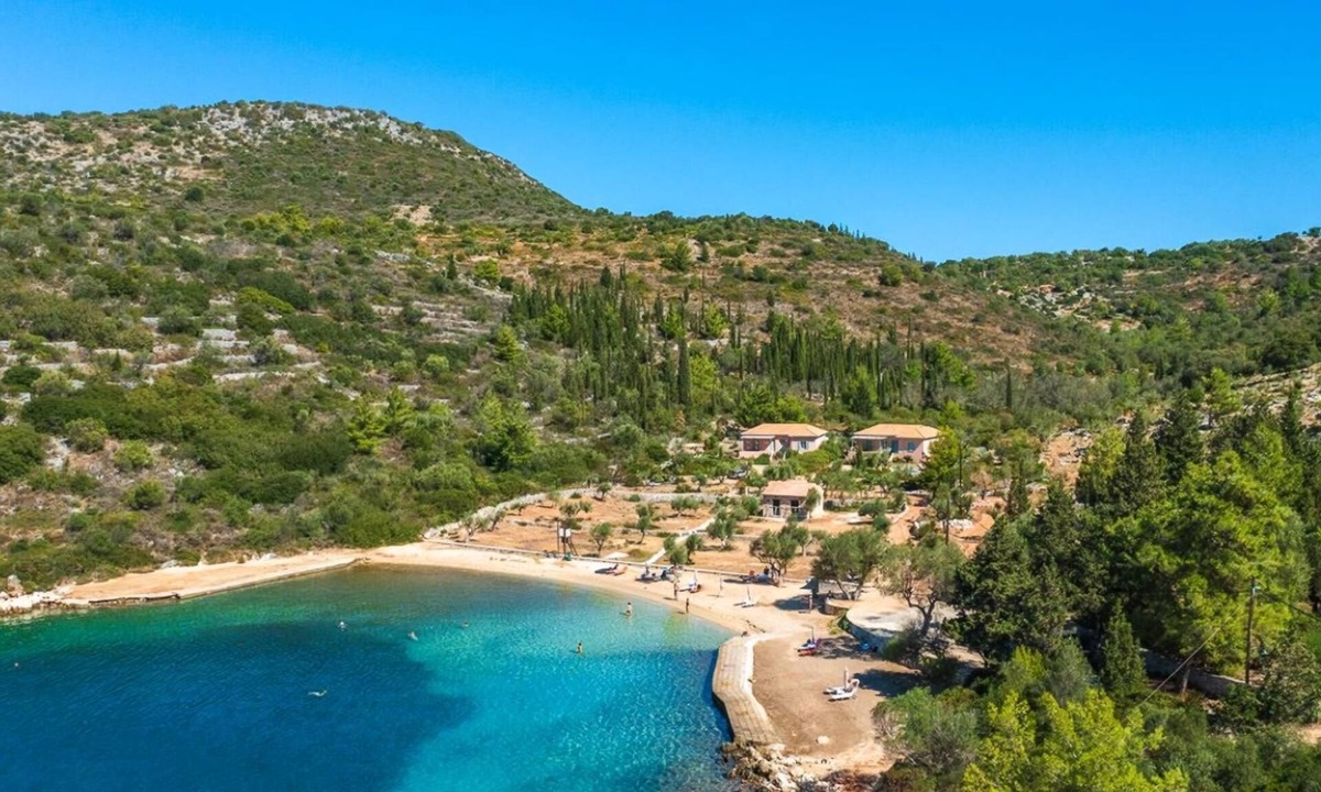 Ithaki Villa | Contemporary Beachfront Studio-House near Vathy with Direct Beach Access