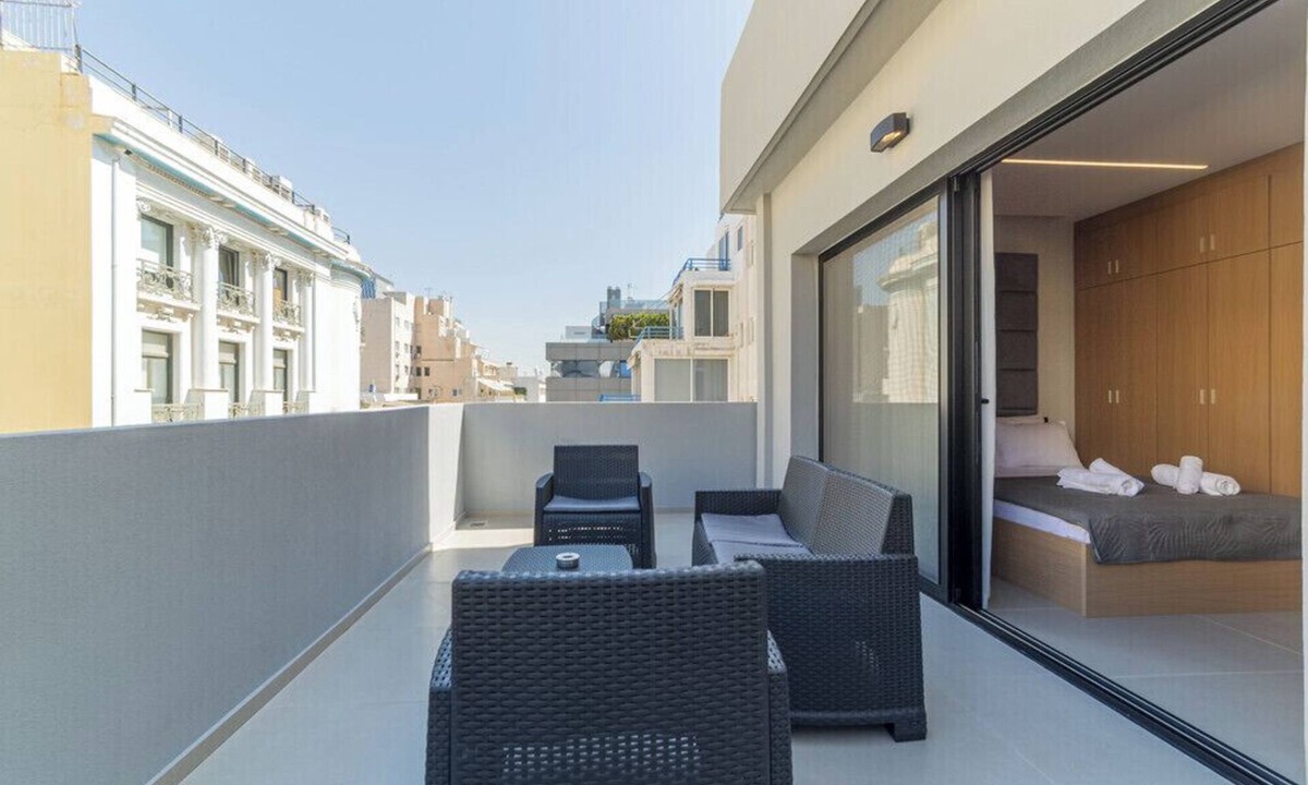 Piraeus Apartment | Contemporary Studio at AKVA with Terrace