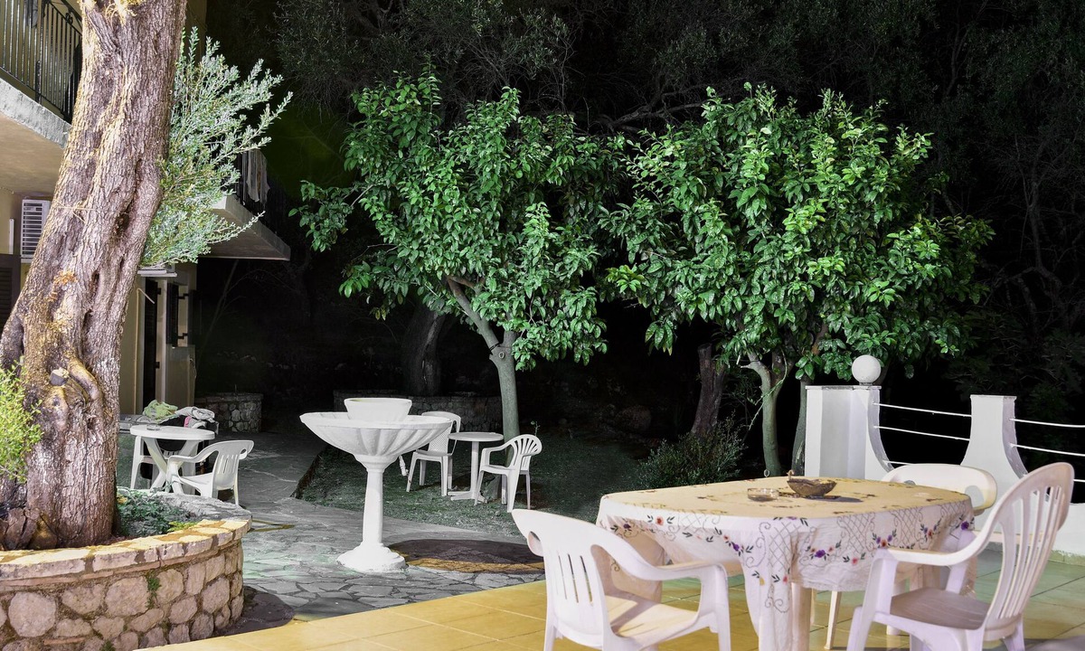 Dafnata Apartment | Corfu Room apartment in the center of the Island