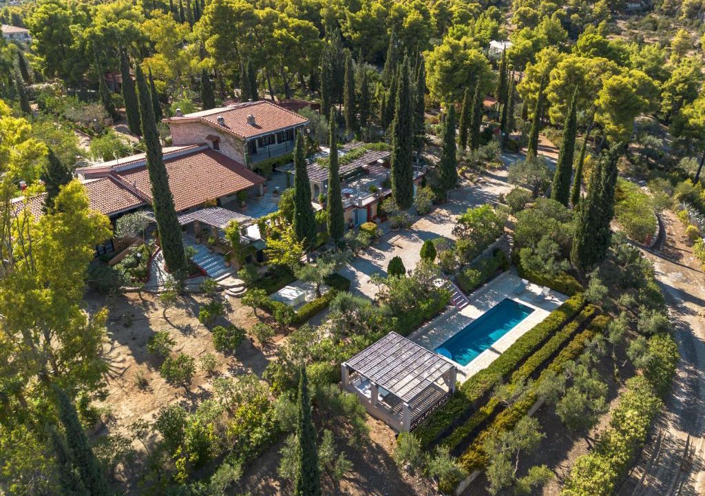 Katakali Villa | Corinthian Blue Retreat