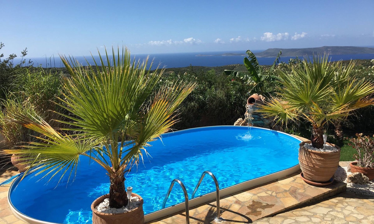 Pylos-Nestoras House | Cottage by the sea with a distant view