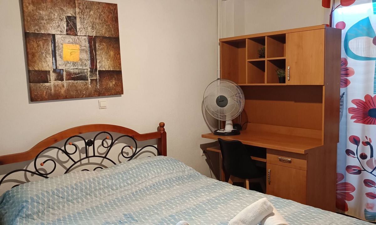 Neoi Epivates House | Cozy 2-bedroom apartment in tranquil Peraia with AC, for family and pet-friendly