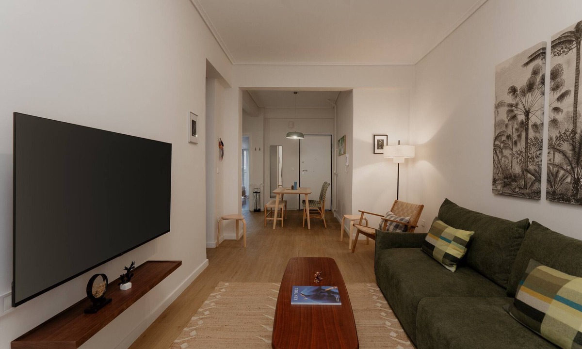 Petralona Apartment | Cozy 2BR Apartment Warm, Bright & Steps to Metro