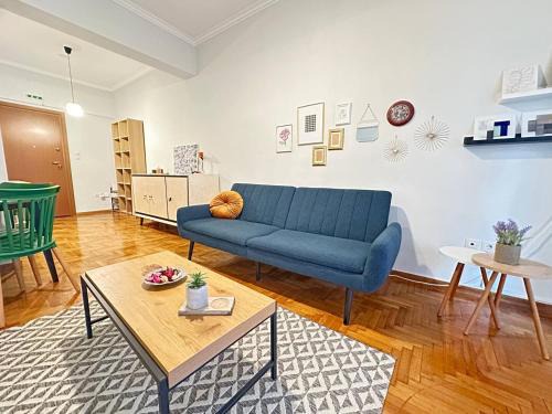 Goudi Apartment | Cozy Athenian Nest Getaway