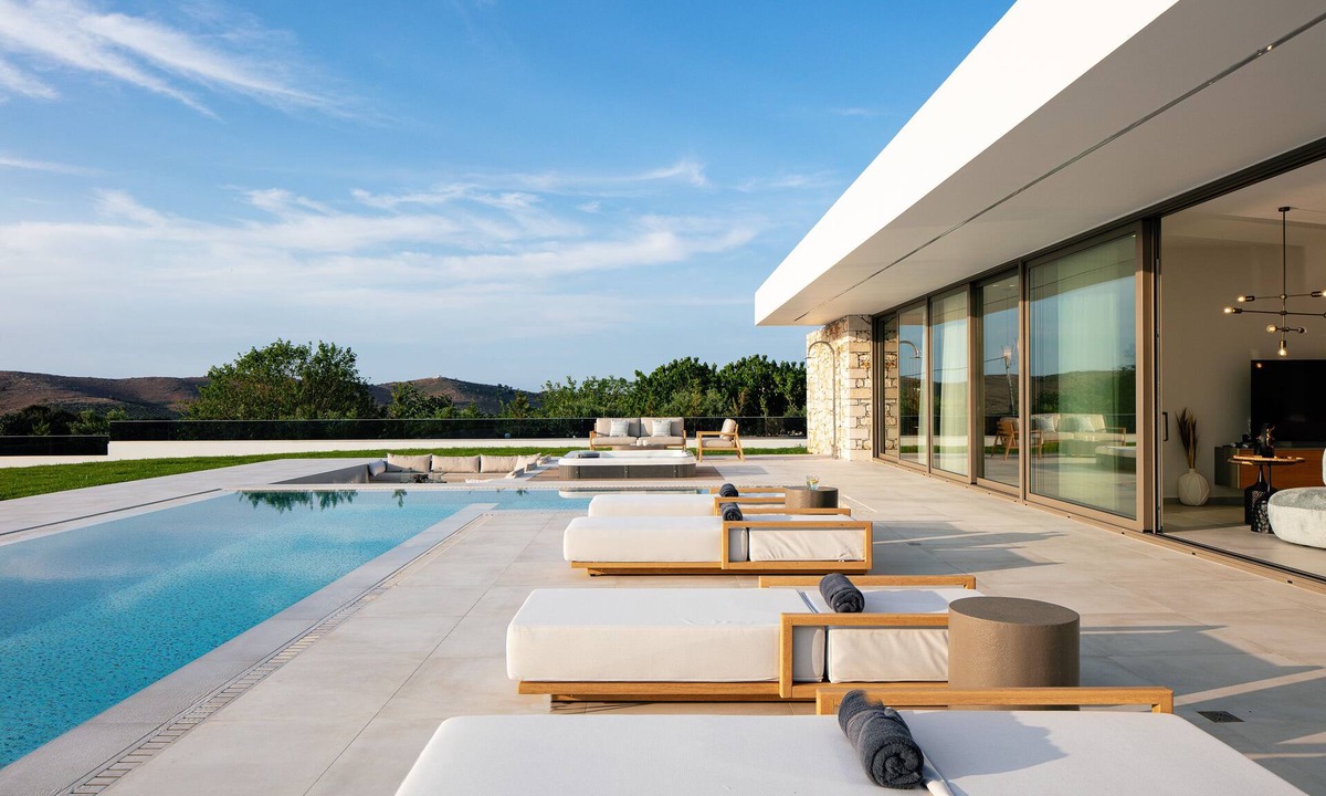Geropotamos Villa | Cresto Iconic Villa, with Heated Spa Whirlpool