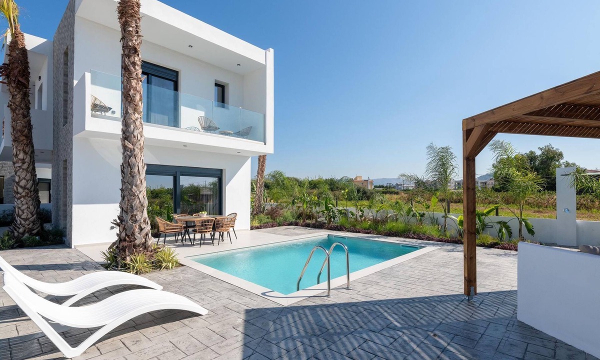 Petaloudes House | "Davlakos Villa Eve" by Interhome