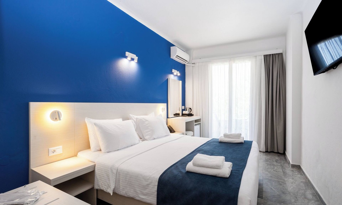 Adelianos Kampos Hotel | Dias by Azul Collection