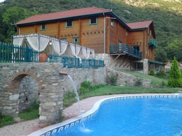 Moustheni Hotel | Dionysus Village Resort