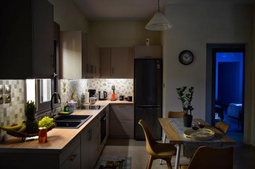 Lixouri Apartment | Dolphins House