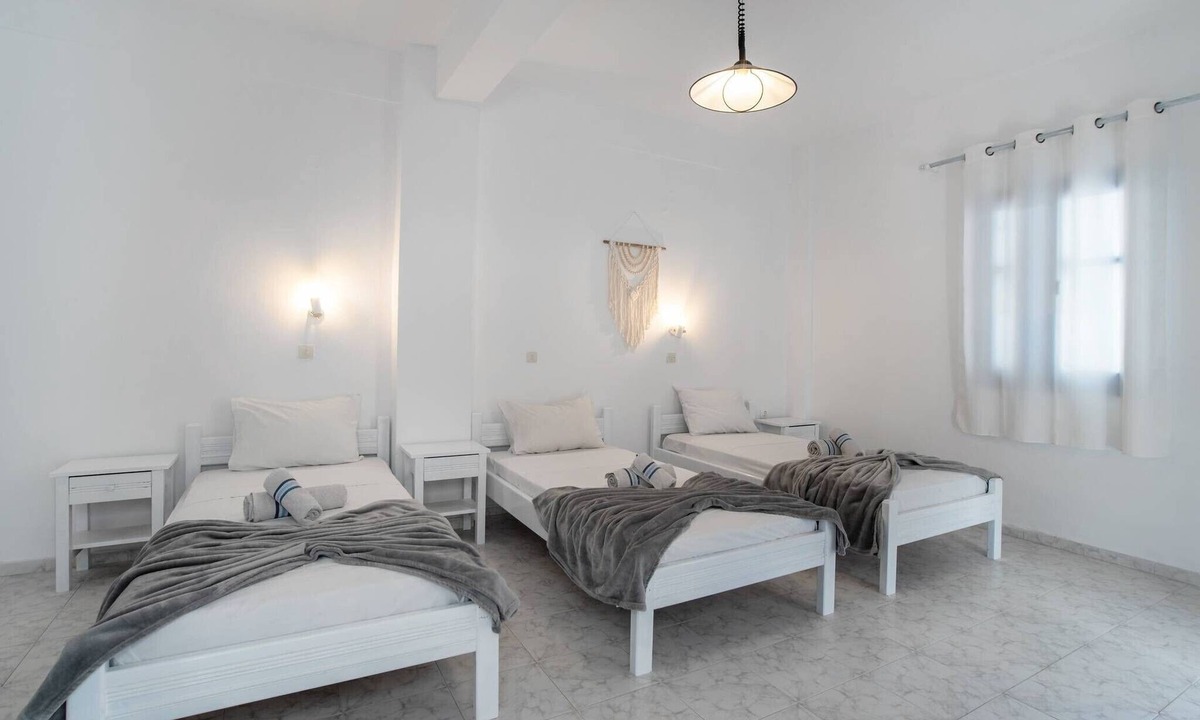 Perissa Apartment | Economy Triple Room 6 with Balcony and Air Conditioning