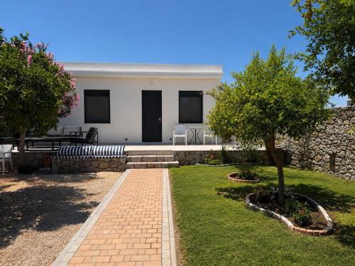 Faliraki Villa | ELÉNAS slow living villa