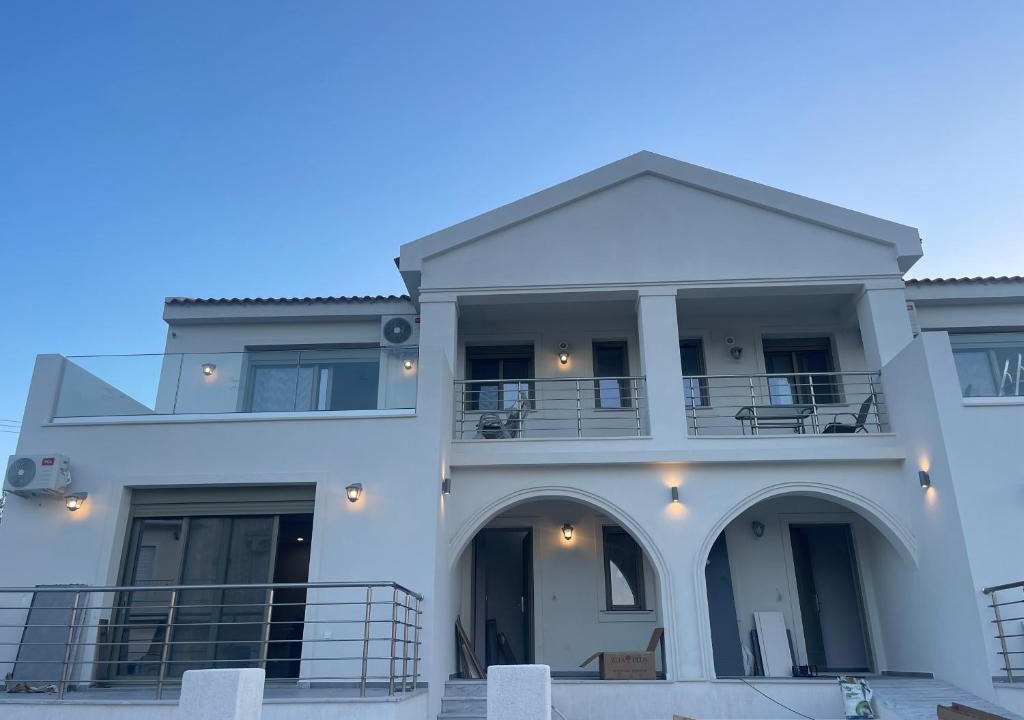 Karavomylos Apartment | ELENI & MEMAS Luxury Apartments Kefalonia
