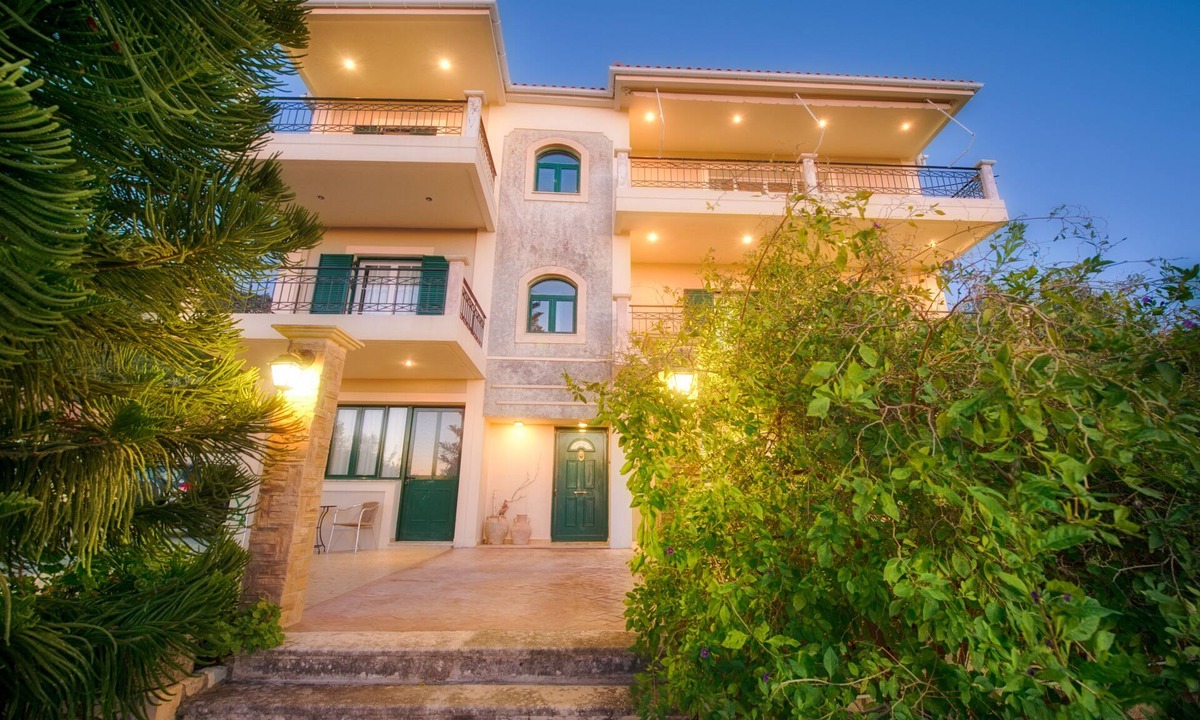 Leivathos Apartment | Evianna studios kefalonia