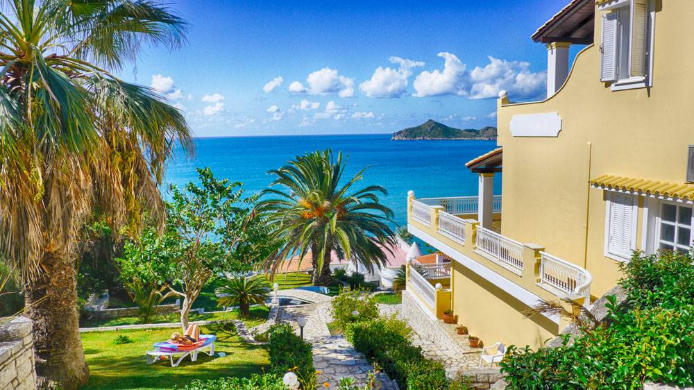 Agios Georgios Pagon Apartment | Flora Beach Appartement 2 - Panorama Meerblick nur 50m vom schönen Sandstrand entfernt