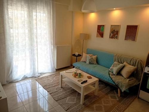 Nea Michaniona Apartment | Helens cozy escape