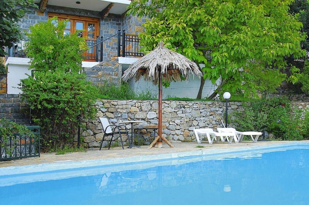 Holiday Villa Nicoleta Rafaella Prina Agios Nikolaos | Prina