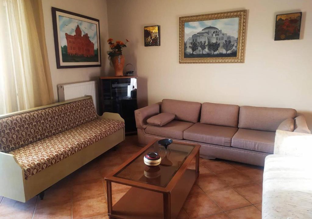 Spata-Artemida Apartment | Homely